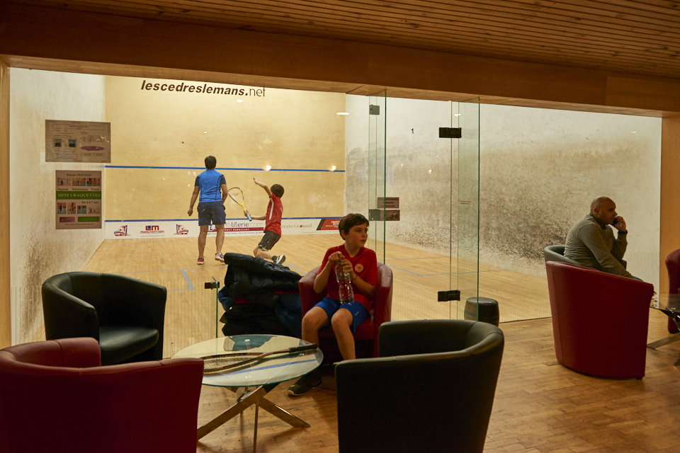 Le squash 1 en face du bar